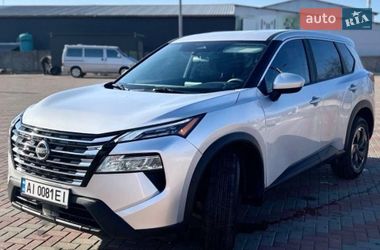 Внедорожник / Кроссовер Nissan Rogue 2025 в Киеве