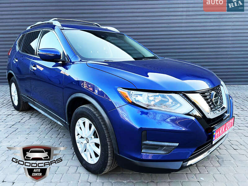 Внедорожник / Кроссовер Nissan Rogue 2018 в Каменском