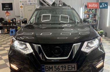 Внедорожник / Кроссовер Nissan Rogue 2017 в Сумах