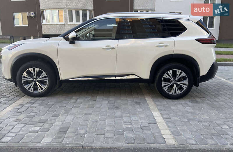 Внедорожник / Кроссовер Nissan Rogue 2021 в Виннице