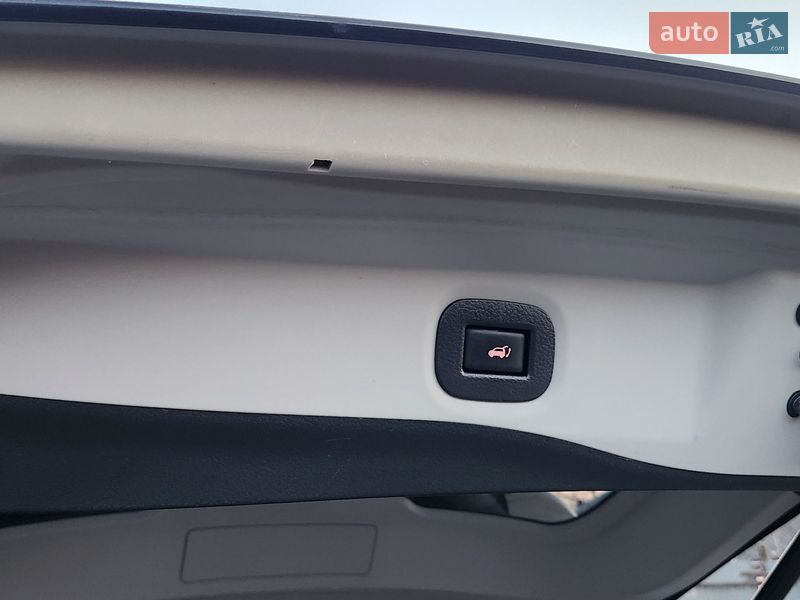 Внедорожник / Кроссовер Nissan Rogue 2019 в Виннице