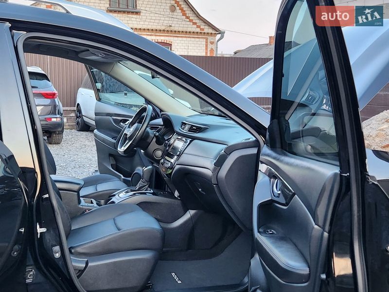 Внедорожник / Кроссовер Nissan Rogue 2019 в Виннице