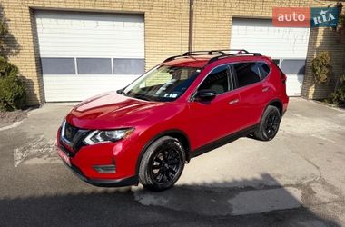 Внедорожник / Кроссовер Nissan Rogue 2017 в Киеве