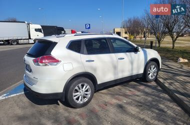 Внедорожник / Кроссовер Nissan Rogue 2015 в Львове