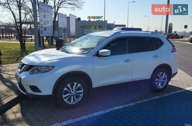 Внедорожник / Кроссовер Nissan Rogue 2015 в Львове