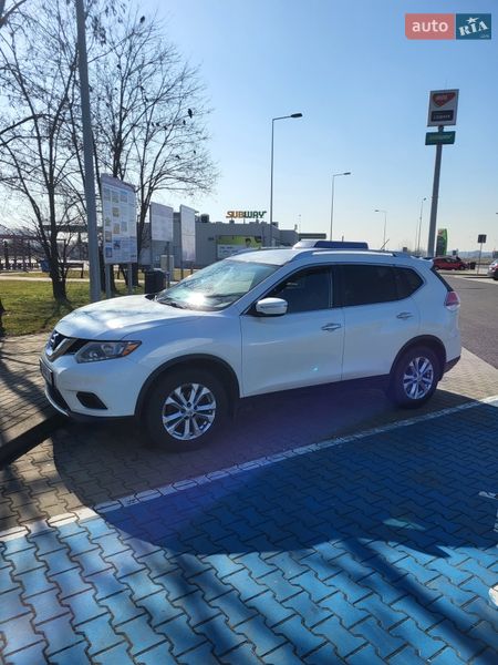 Внедорожник / Кроссовер Nissan Rogue 2015 в Львове