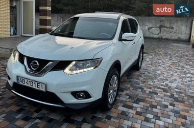 Внедорожник / Кроссовер Nissan Rogue 2015 в Виннице