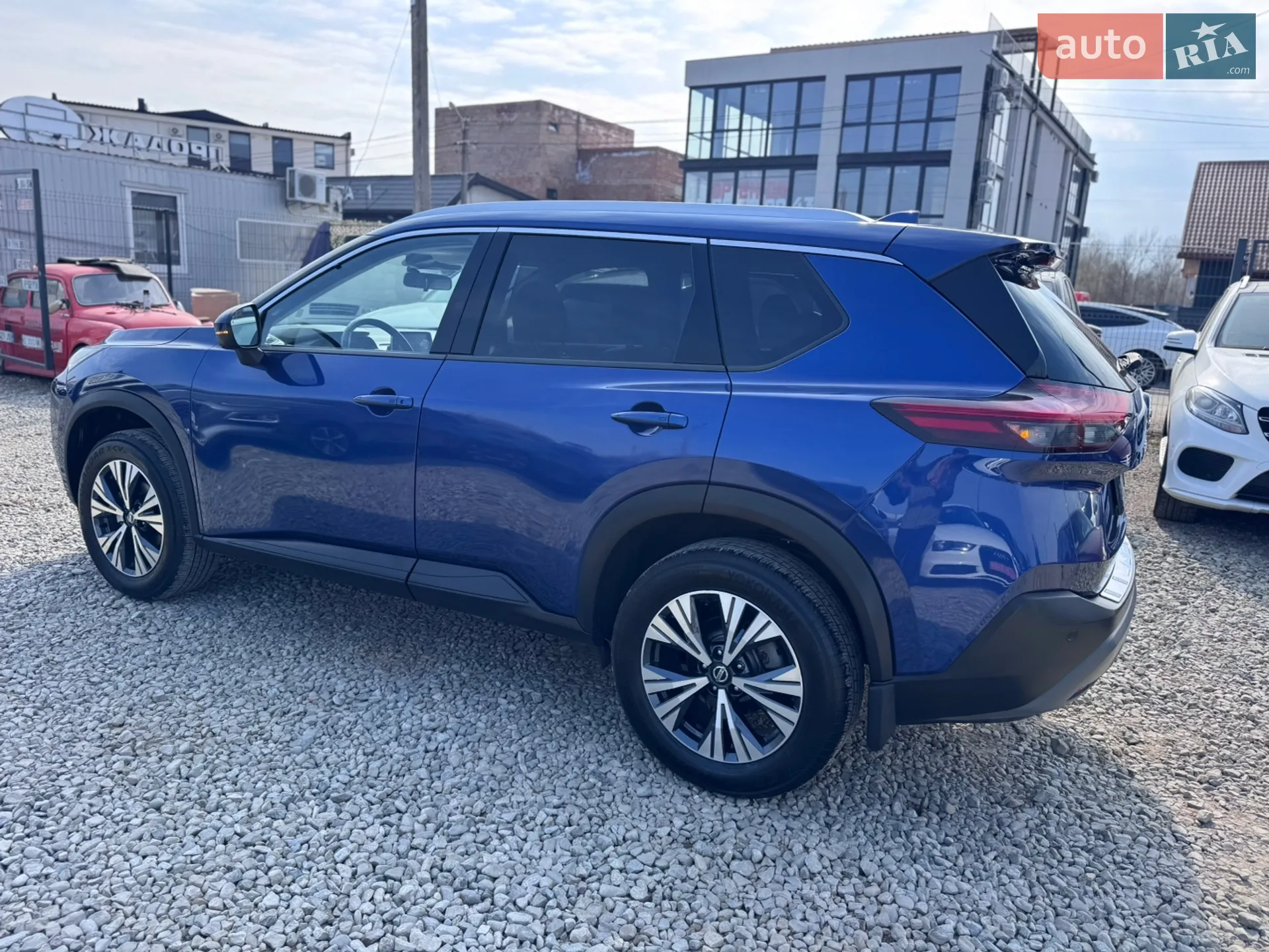 2020 Nissan Rogue - мініатюра 11