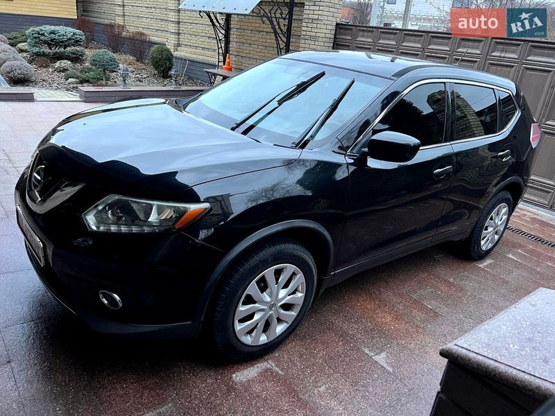 Позашляховик / Кросовер Nissan Rogue 2016 в Полтаві