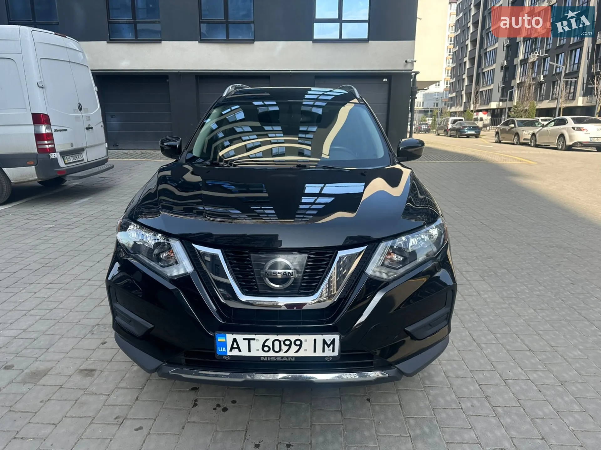 2017 Nissan Rogue - фото 1