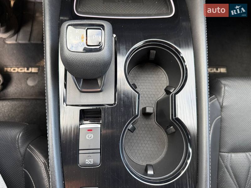 Позашляховик / Кросовер Nissan Rogue 2021 в Києві