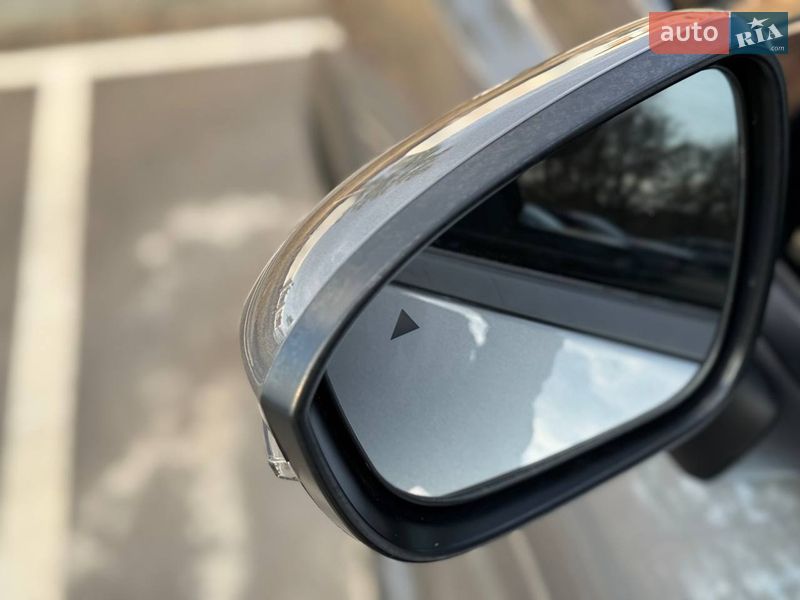 Позашляховик / Кросовер Nissan Rogue 2021 в Києві