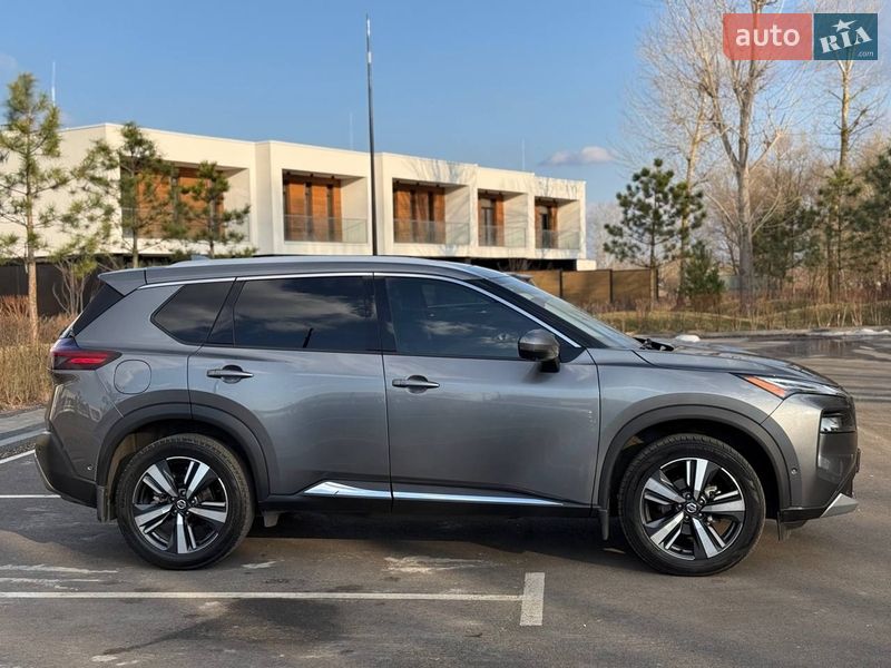 Позашляховик / Кросовер Nissan Rogue 2021 в Києві