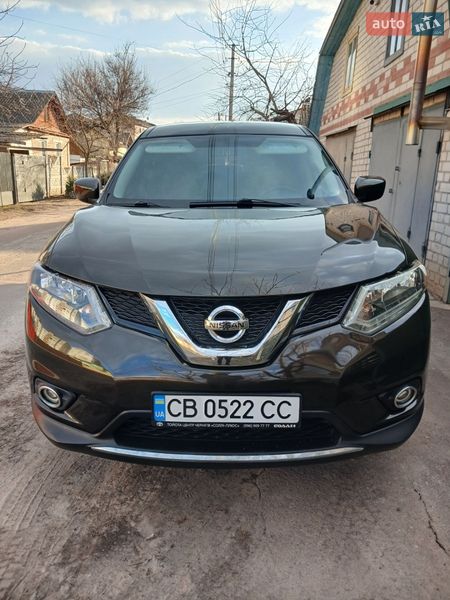 Внедорожник / Кроссовер Nissan Rogue 2016 в Чернигове