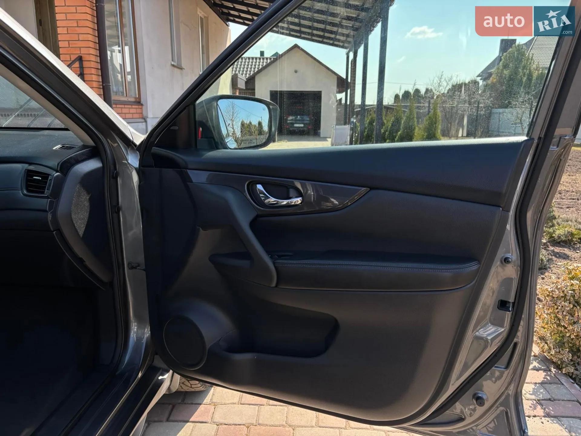 2018 Nissan Rogue - мініатюра 8