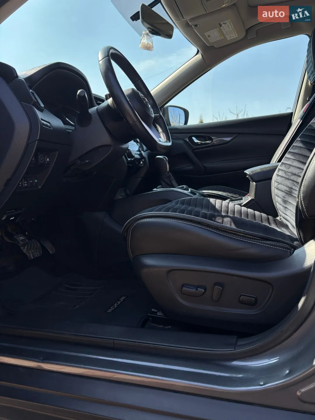 2018 Nissan Rogue - мініатюра 10