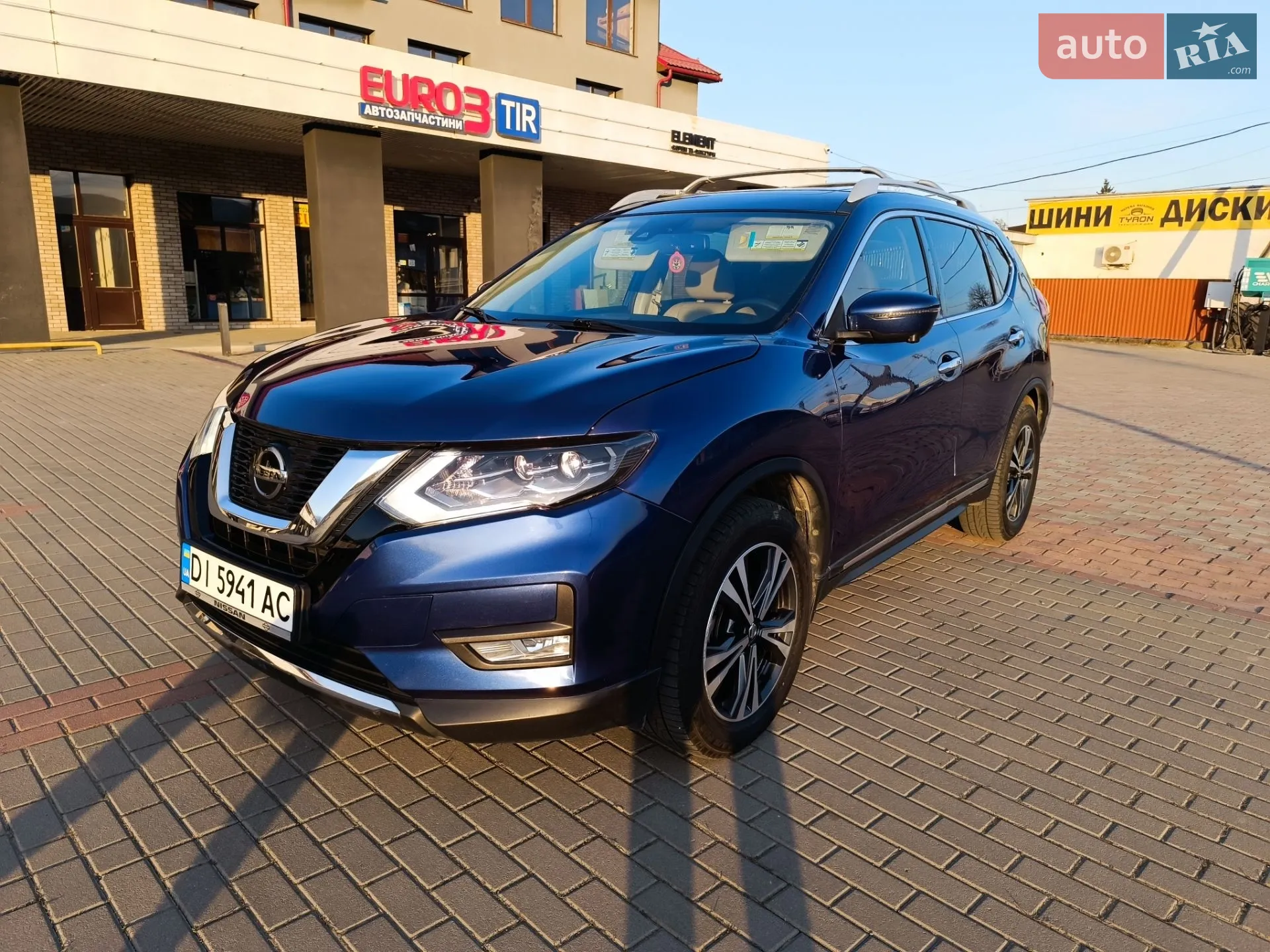 2018 Nissan Rogue - мініатюра 3