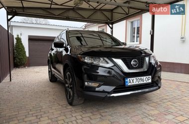 Внедорожник / Кроссовер Nissan Rogue 2018 в Харькове