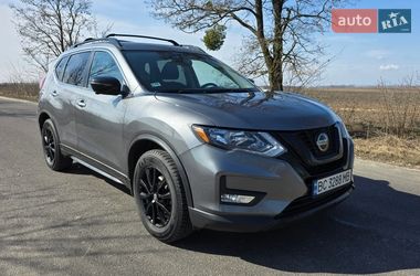 Позашляховик / Кросовер Nissan Rogue 2018 в Львові