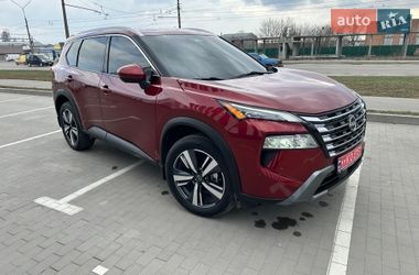 Позашляховик / Кросовер Nissan Rogue 2024 в Києві