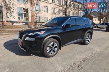 Внедорожник / Кроссовер Nissan Rogue 2021 в Миргороде