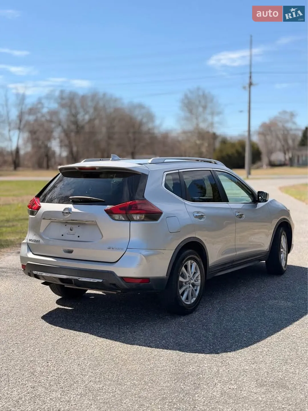 2018 Nissan Rogue - мініатюра 3
