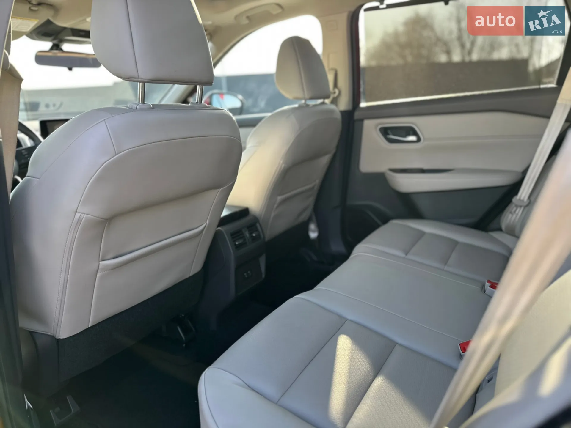 2021 Nissan Rogue - мініатюра 37