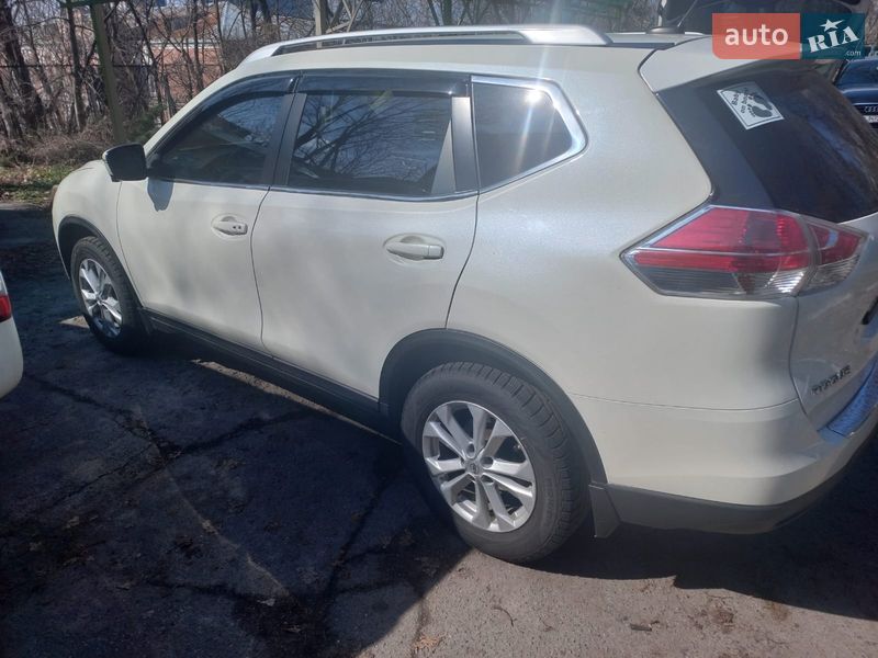Внедорожник / Кроссовер Nissan Rogue 2016 в Киеве фото 2 Внедорожник / Кроссовер Nissan Rogue 2016 в Киеве