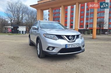 Внедорожник / Кроссовер Nissan Rogue 2016 в Ивано-Франковске