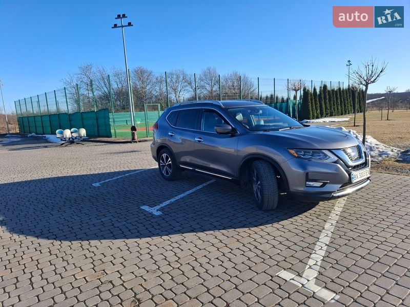 Внедорожник / Кроссовер Nissan Rogue 2016 в Шепетовке