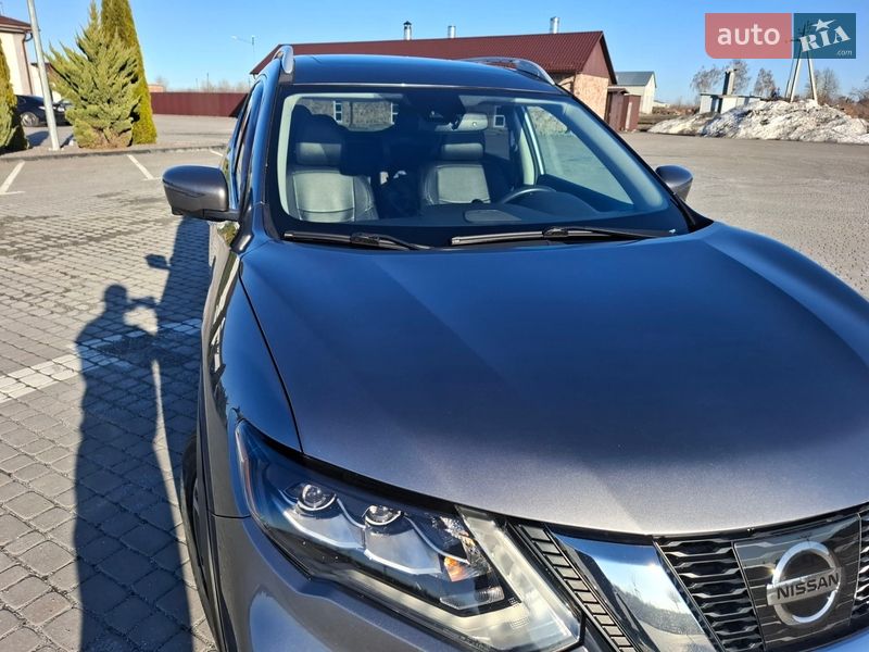 Внедорожник / Кроссовер Nissan Rogue 2016 в Шепетовке