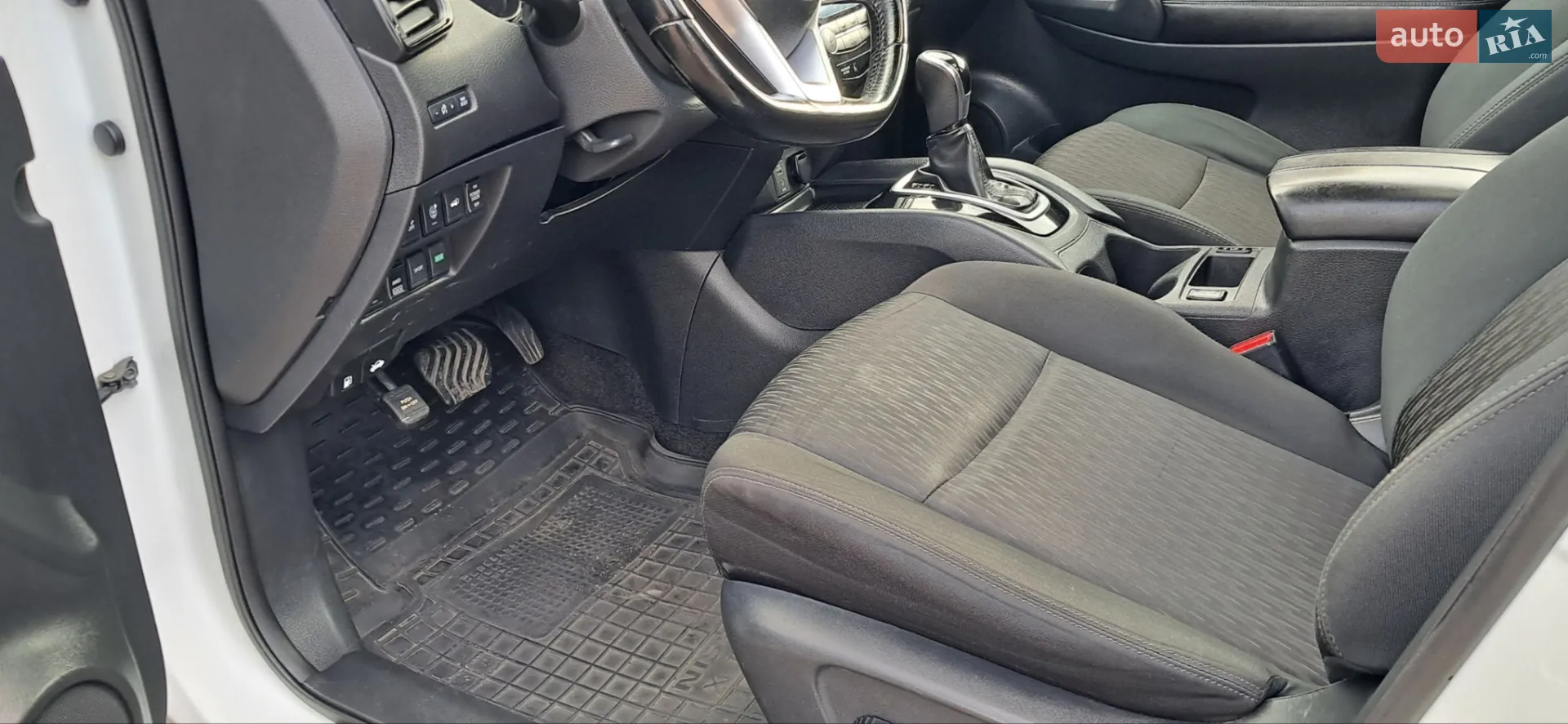 2017 Nissan Rogue - мініатюра 12