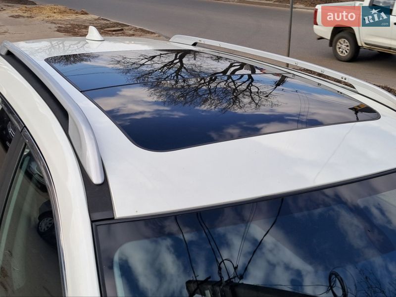 Внедорожник / Кроссовер Nissan Rogue 2017 в Чернигове