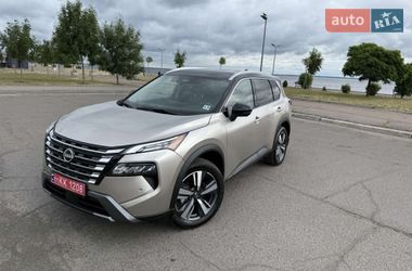 Внедорожник / Кроссовер Nissan Rogue 2024 в Хмельницком