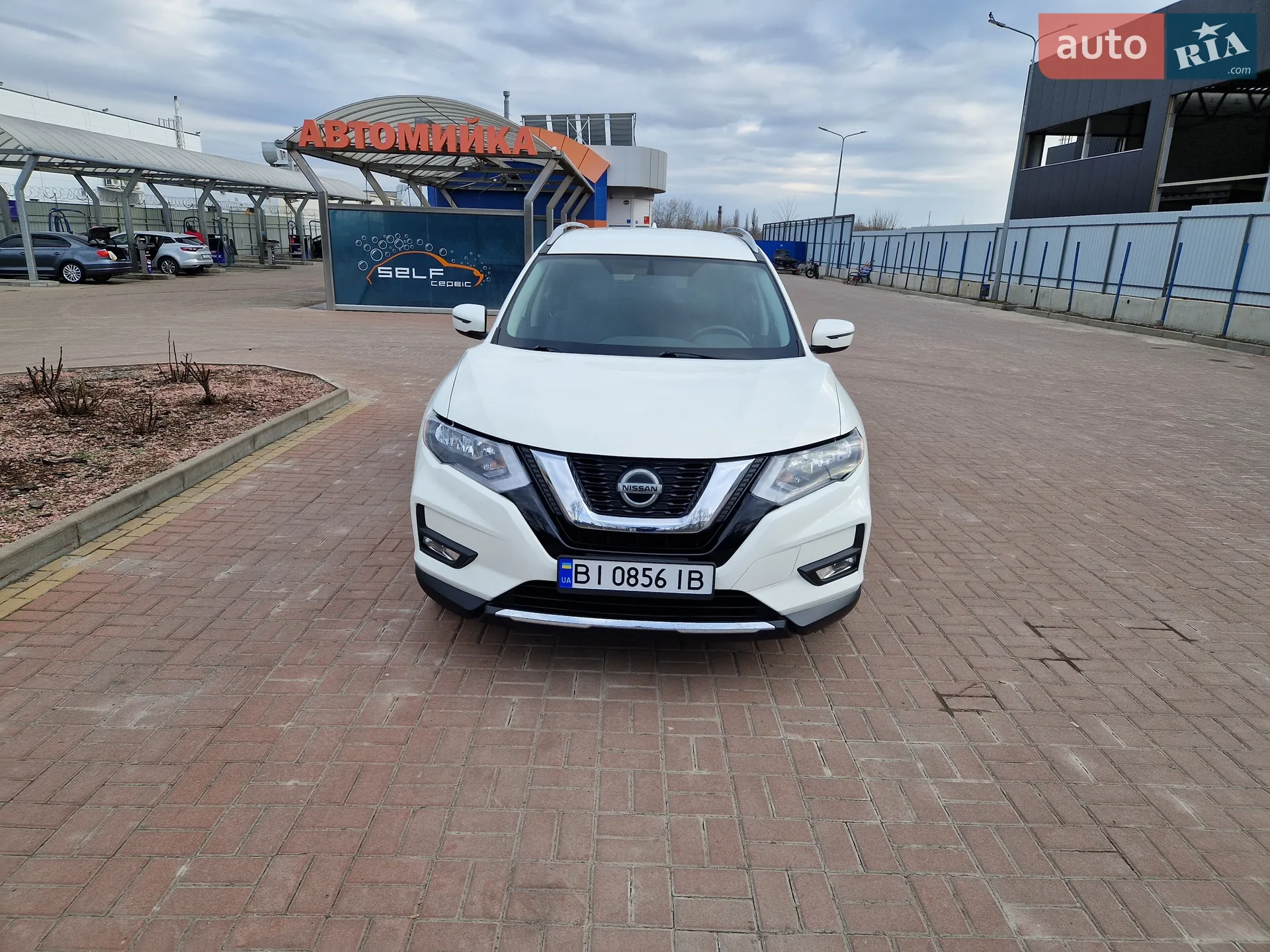 2018 Nissan Rogue - фото 1