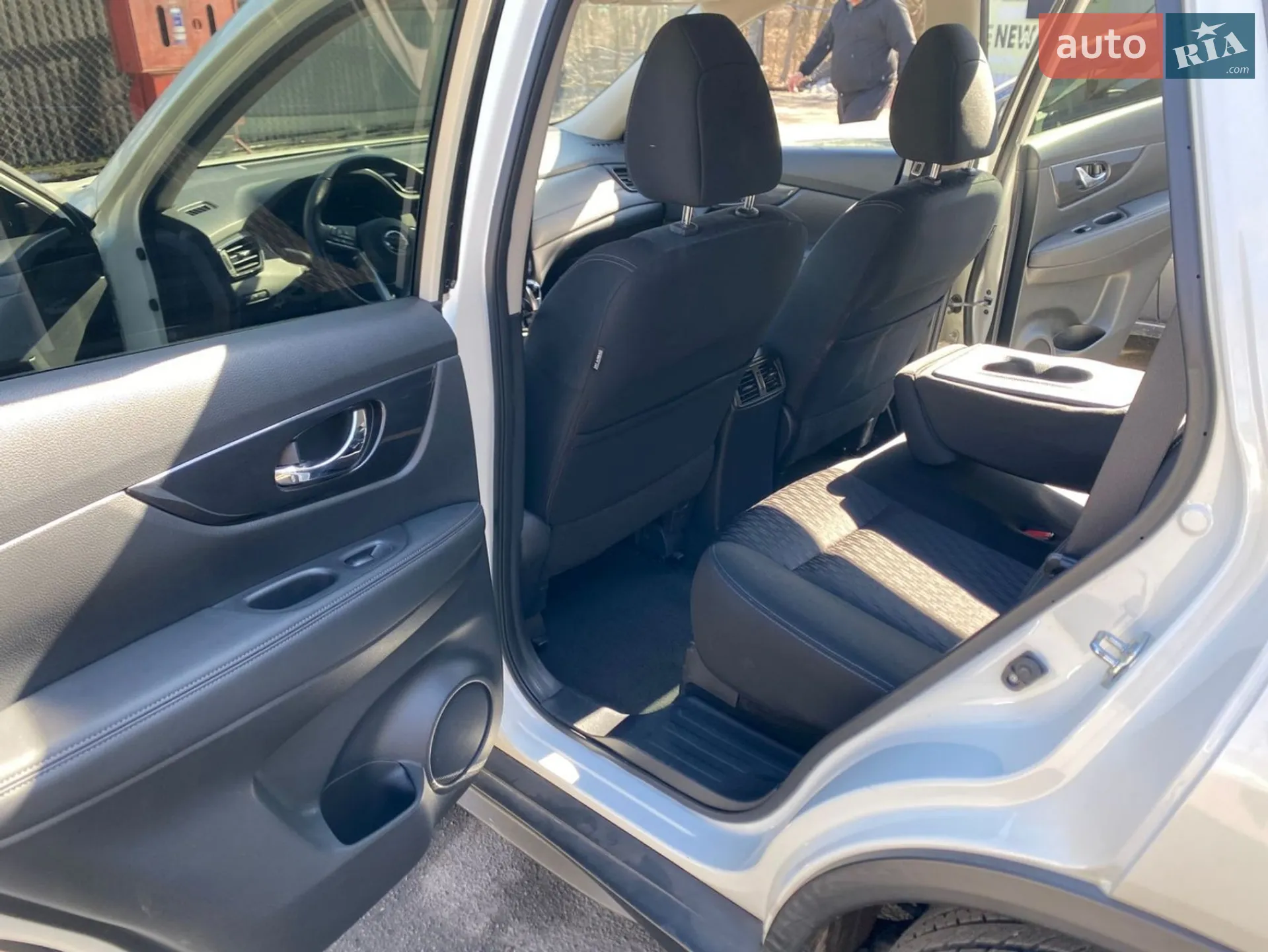 2017 Nissan Rogue - мініатюра 14