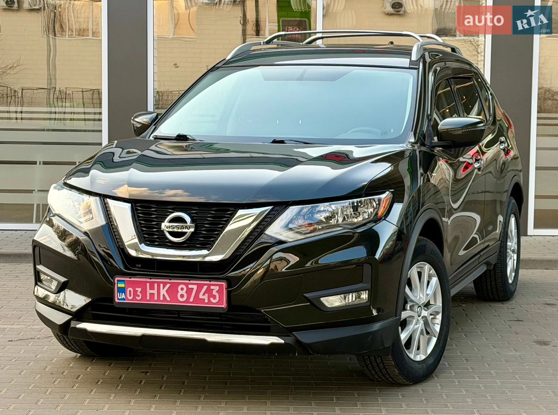 2017 Nissan Rogue - фото 1