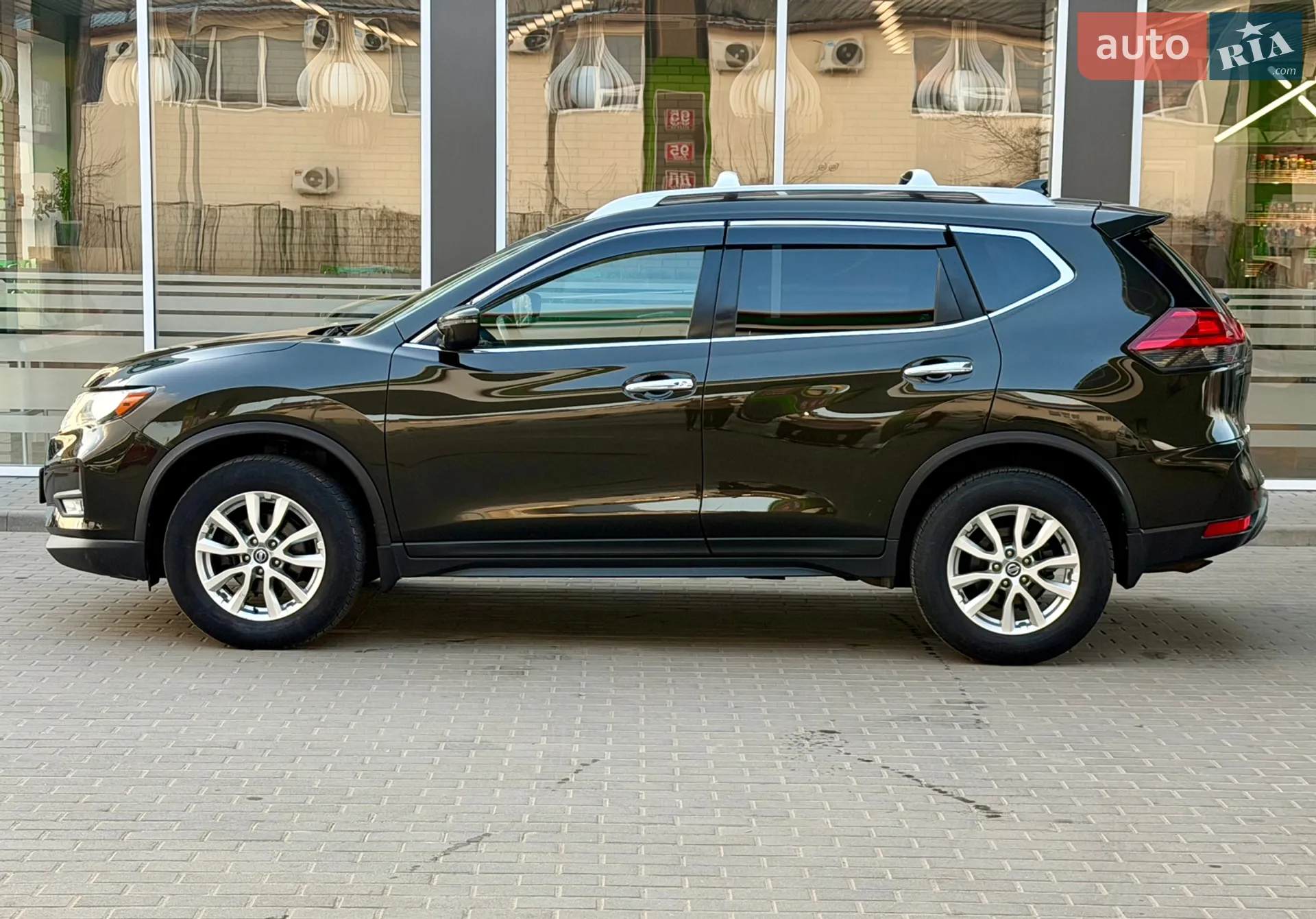 2017 Nissan Rogue - мініатюра 11