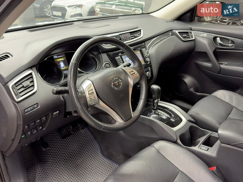 Позашляховик / Кросовер Nissan Rogue 2015 в Харкові