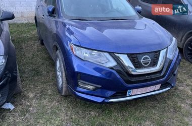 Позашляховик / Кросовер Nissan Rogue 2018 в Луцьку