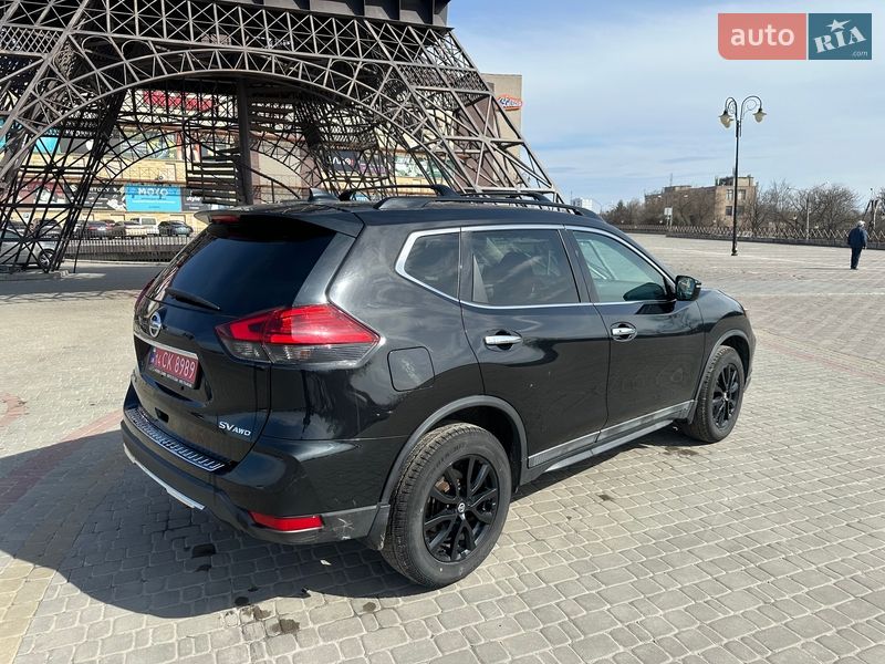 Внедорожник / Кроссовер Nissan Rogue 2017 в Харькове