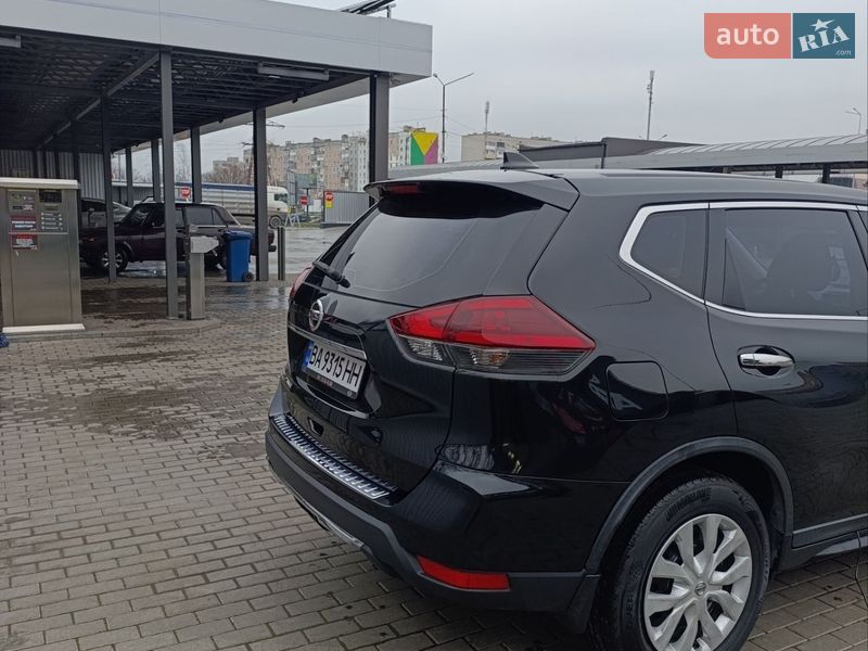 Позашляховик / Кросовер Nissan Rogue 2018 в Олександрії
