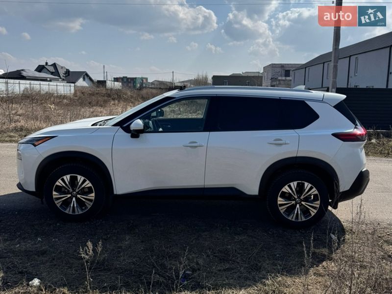Позашляховик / Кросовер Nissan Rogue 2021 в Києві