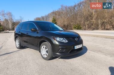 Внедорожник / Кроссовер Nissan Rogue 2016 в Днепре