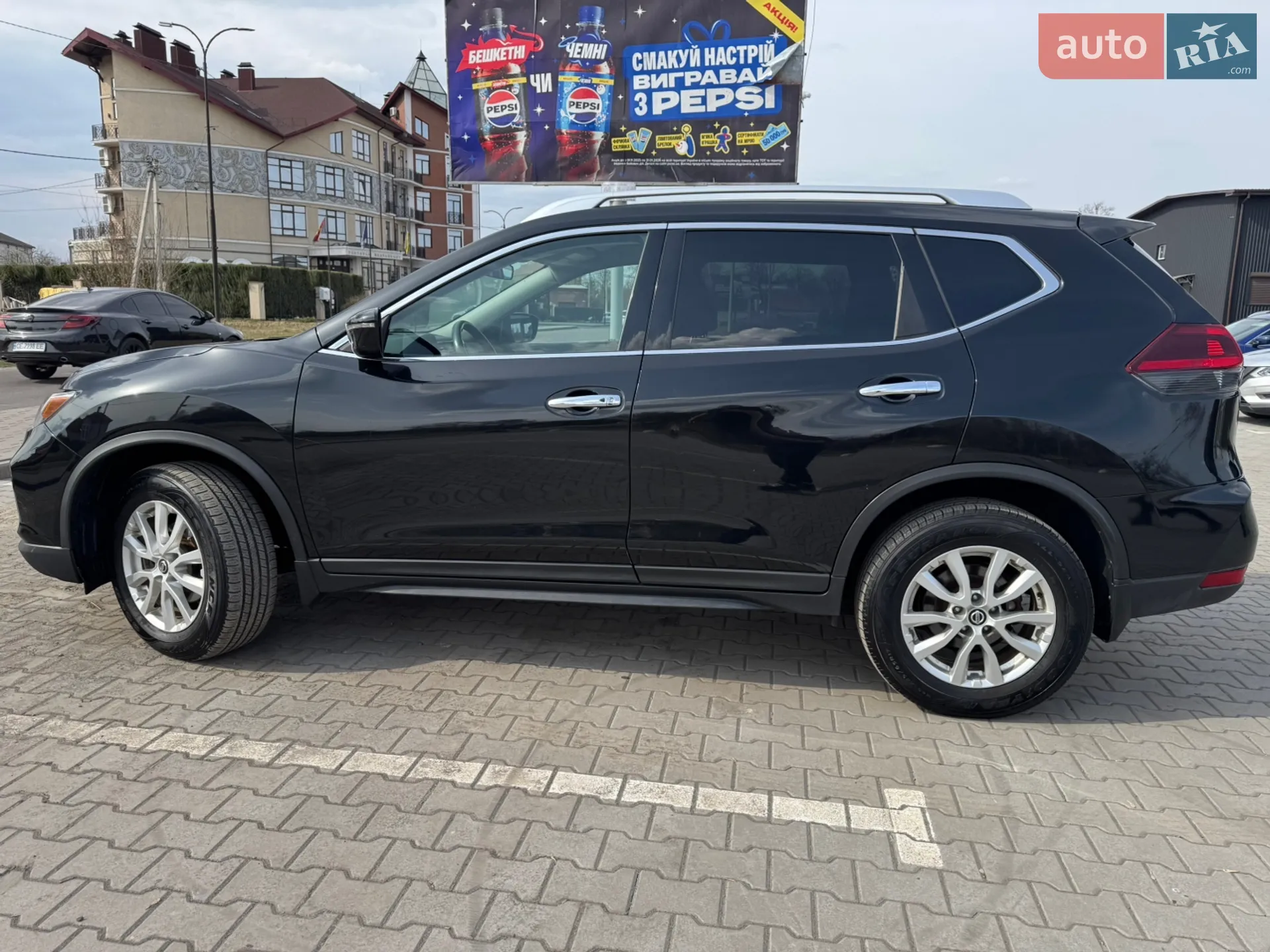 2018 Nissan Rogue - мініатюра 12