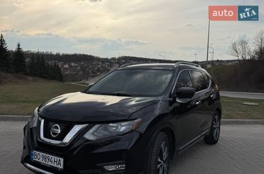 Внедорожник / Кроссовер Nissan Rogue 2017 в Тернополе