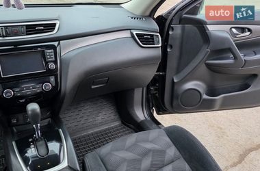 Внедорожник / Кроссовер Nissan Rogue 2015 в Полтаве