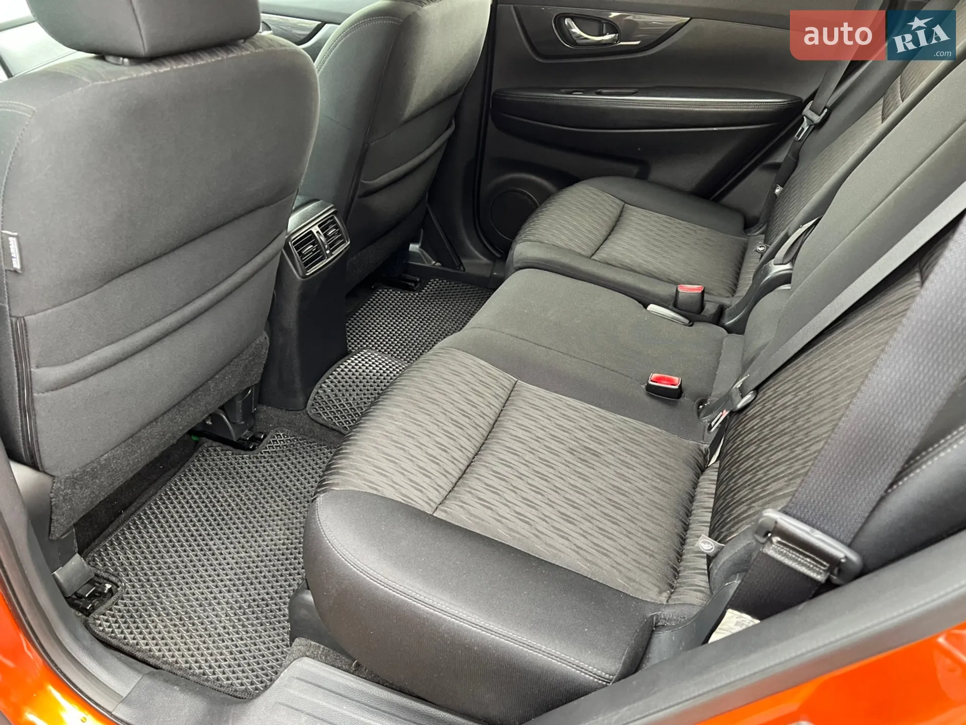 2016 Nissan Rogue - мініатюра 15