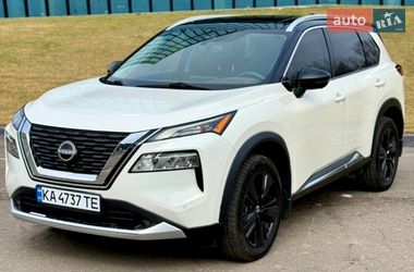 Позашляховик / Кросовер Nissan Rogue 2021 в Києві