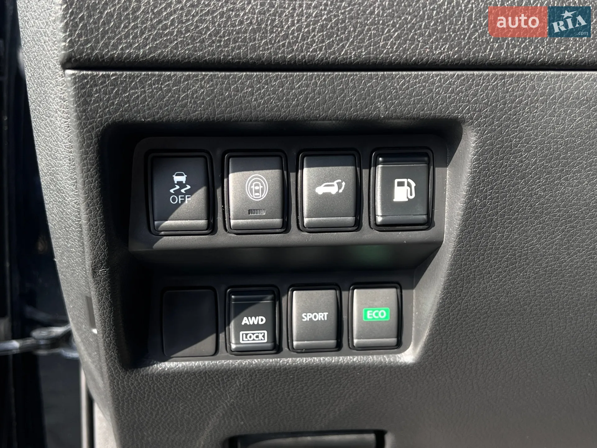2019 Nissan Rogue - мініатюра 15